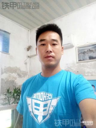 今天高兴，感谢北京的铁甲美女