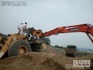 跪求装载机老师给支招！！
