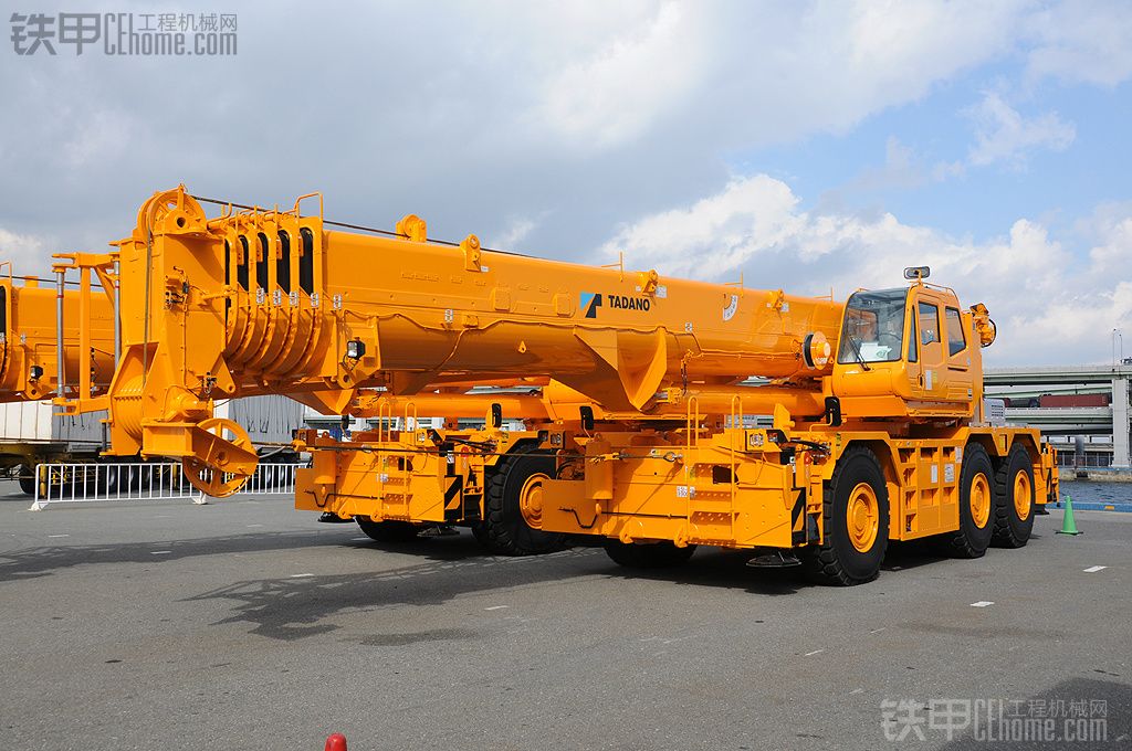 日本起重机杂图之三.城市轮胎起重机