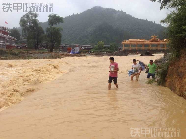 洪水无情，损失惨重