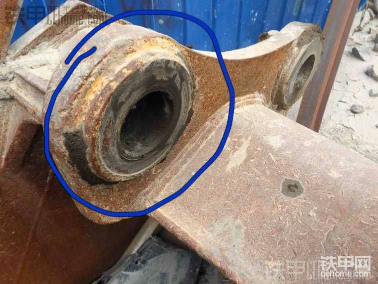 這個孔被磨的很大、是要直接換掉還是怎么弄、換掉的話是有現(xiàn)成的買還是要去加工