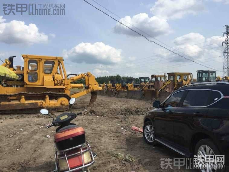 推土機區(qū)，全是大爺啊