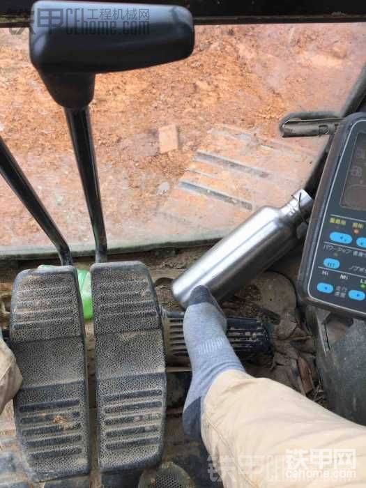 脫鞋開機