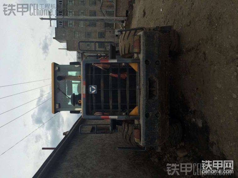   后尾無刮擦 自己開的一手車