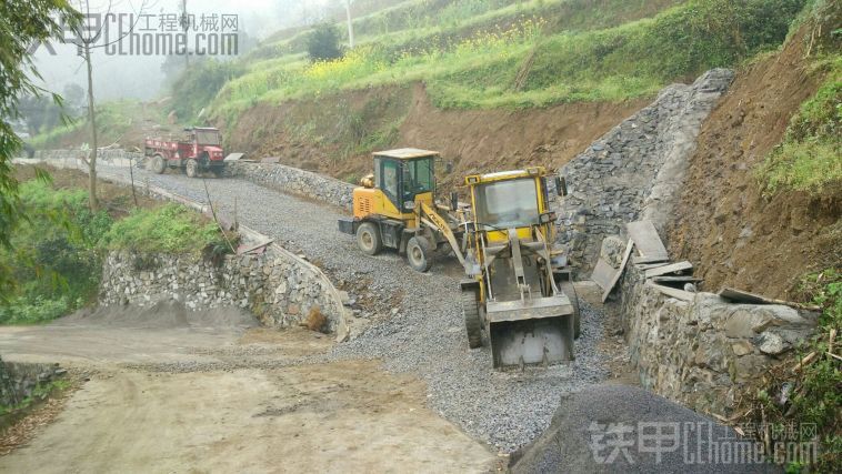 準(zhǔn)備新買小鏟，大家給個意見……