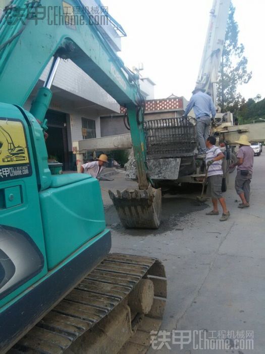 給泵車擦屁股