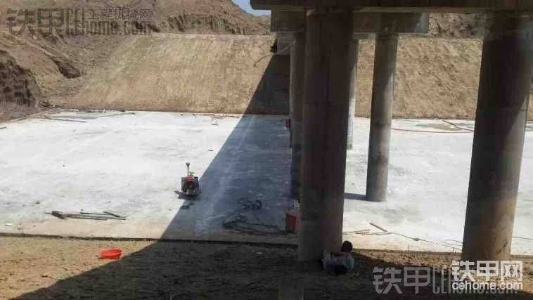 小小的一座鄉(xiāng)村小橋，耗資一兩百萬??！