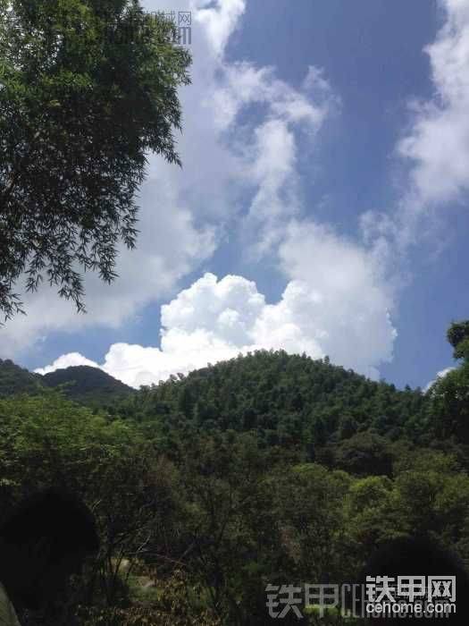 在來張。