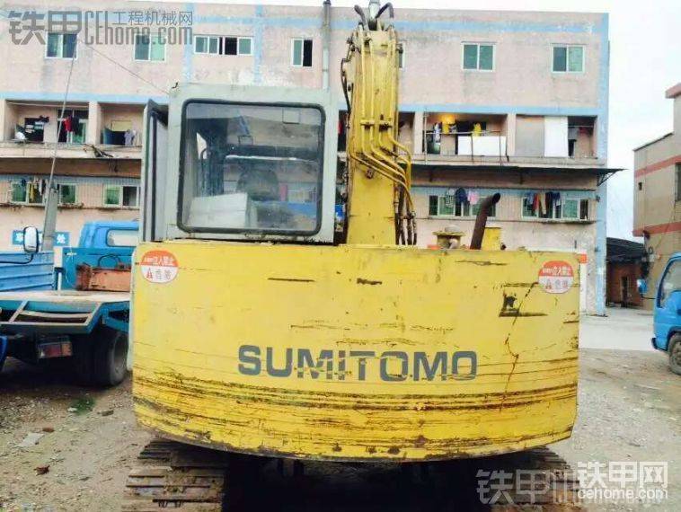 兩部住友60兄弟的機(jī):想出手換部中機(jī):一部價格十二萬左右:在南海大瀝:決對私人機(jī)在開工。有意QQ聊1026240557
