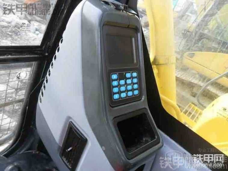 顯示器可以檢查發(fā)動(dòng)機(jī)和液壓功率，這個(gè)是小松的一大好處！