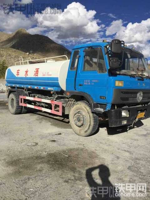 四川哪里有撒水車賣