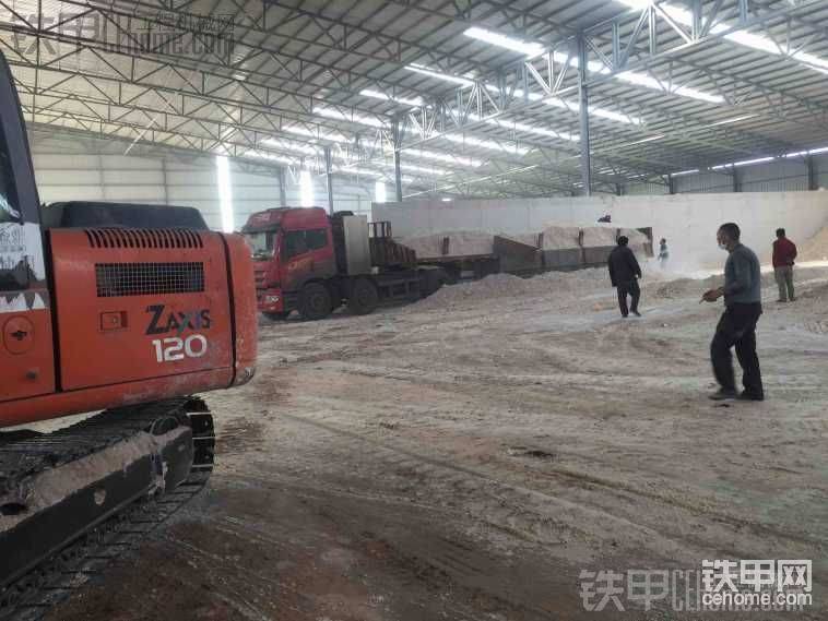 卸車(chē)就是我的工作，