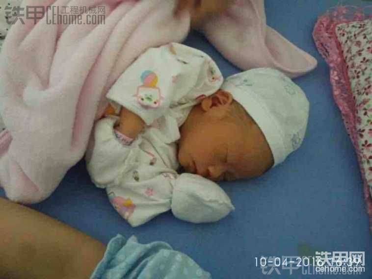 奧特曼，秒殺你們。