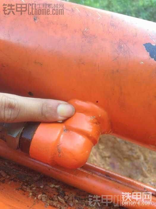 指甲部位的焊口漏油，能焊么，怎么焊