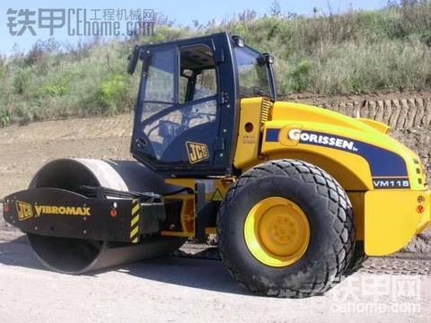 JCB&#160;VIBROMAX&#160;VM115&#160;单钢轮压路机