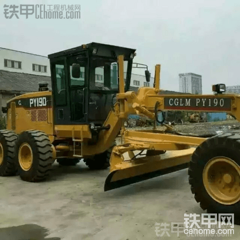 求购10年左右平地机