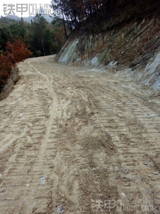 修山路路