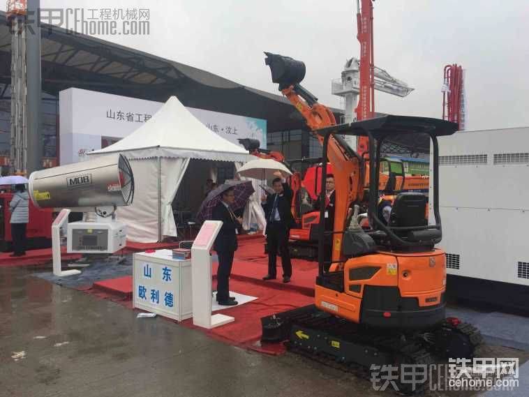 我們濟寧本地產(chǎn)歐利德微挖-值得一試-展會上唯一可以實機操作