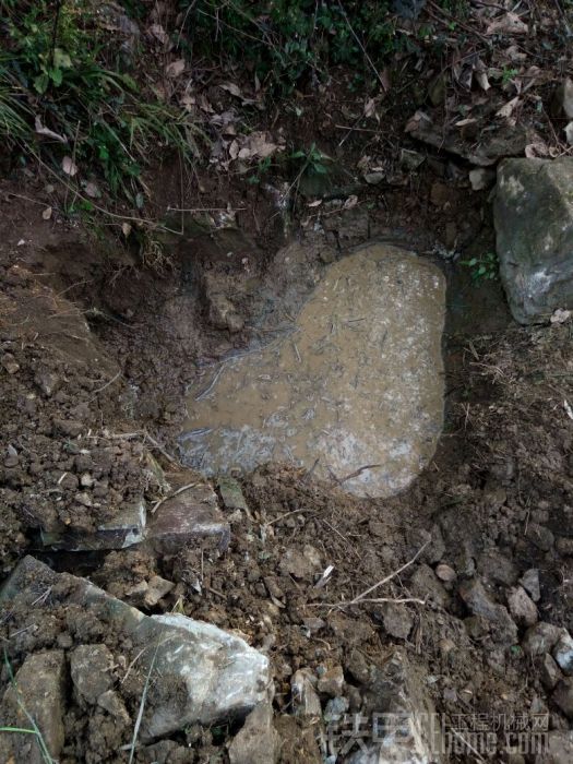 挖自来水沟包回填，求大神指教