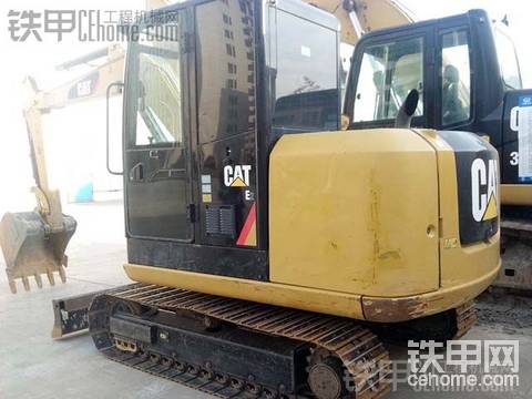 卡特彼勒 305.5E 二手挖掘機(jī)價(jià)格 24萬 1092小時(shí)