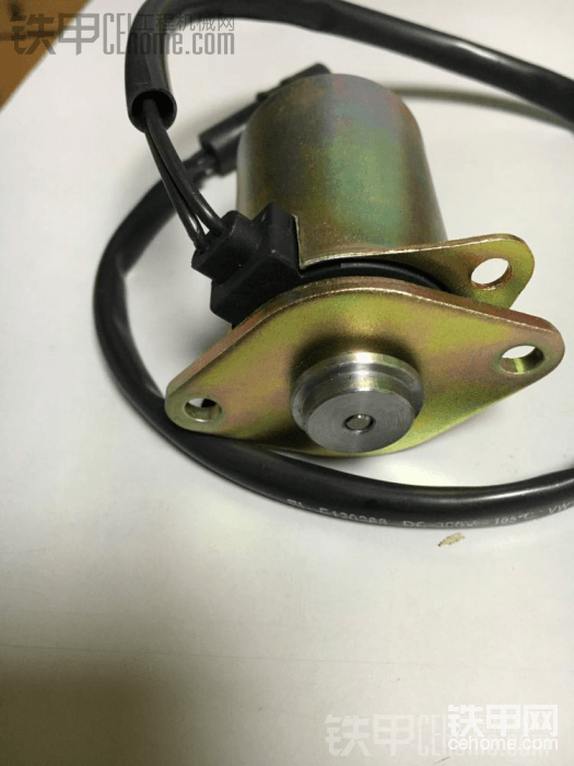 這是找的電磁閥，只是接頭不一樣

