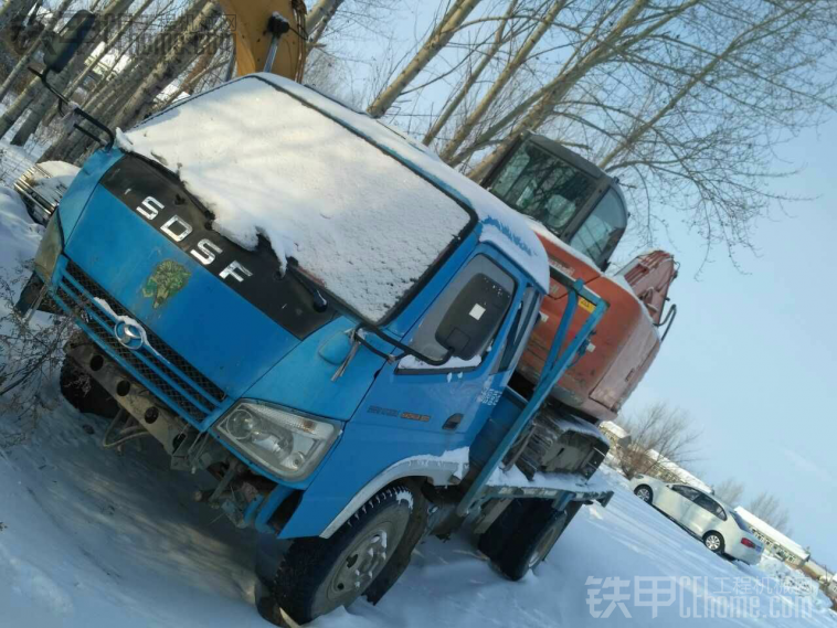 幫忙看看這車能值多少錢呀，帶板車，08年未的，董的