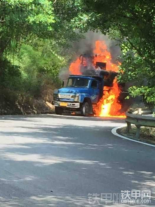 走著走著就走火了-帖子圖片