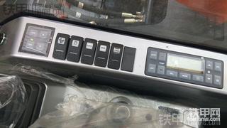 斗山DX215-9C挖掘機 改浮箱變水挖(1）