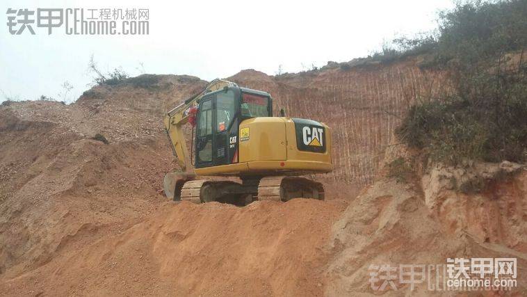 黔東南施秉雙井架橋村的財政一事一議公路擴(kuò)建，哪里需要建設(shè)，哪就有卡特