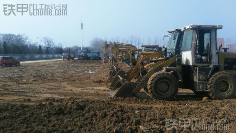 車輛全部到位