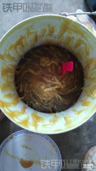 这两桶黄油哪桶好？