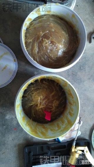 这两桶黄油哪桶好？
