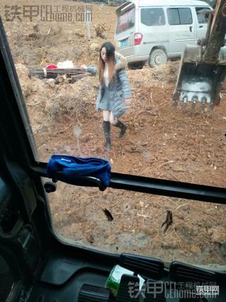 女同学来工地给我开车