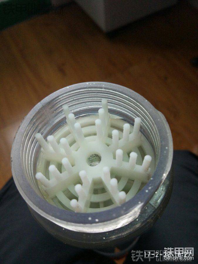 有空氣，轉(zhuǎn)動(dòng)拉手就好了