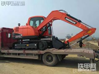 斗山dx75新機(jī)提回家