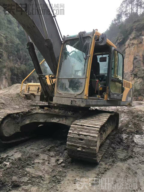 沃尔沃240B 12年6000小时代硾能值多少