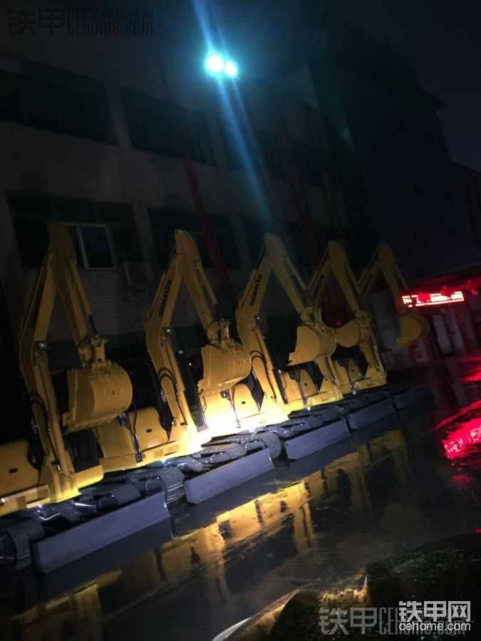 車上拍，兩天晚上都下雨幾天都在下雨
