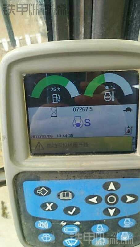 【有奖采纳】龙工235挖机这显示是什么意思