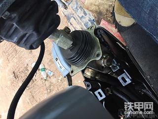 深圳找工作 本人现在在深圳希望在宝安找个开大机的