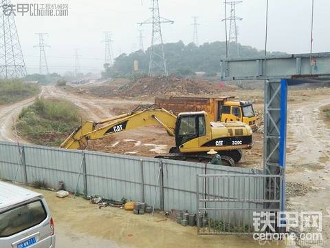 下雨天洗车就是这么任性