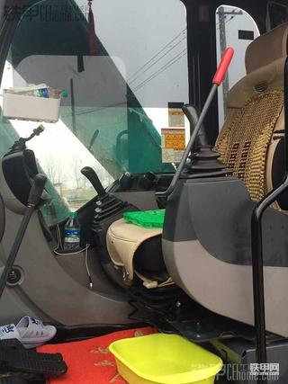 31万提二手神钢SK75-8挖掘机