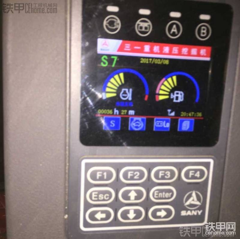 36小時(shí)的時(shí)候照的那晚加班，加到十點(diǎn)左右累死了。用7格油門一小時(shí)20元左右的油錢