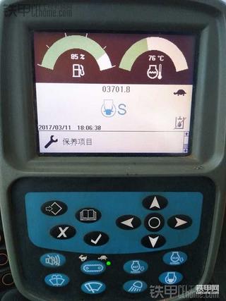 龙工旋挖钻 奋斗在一线