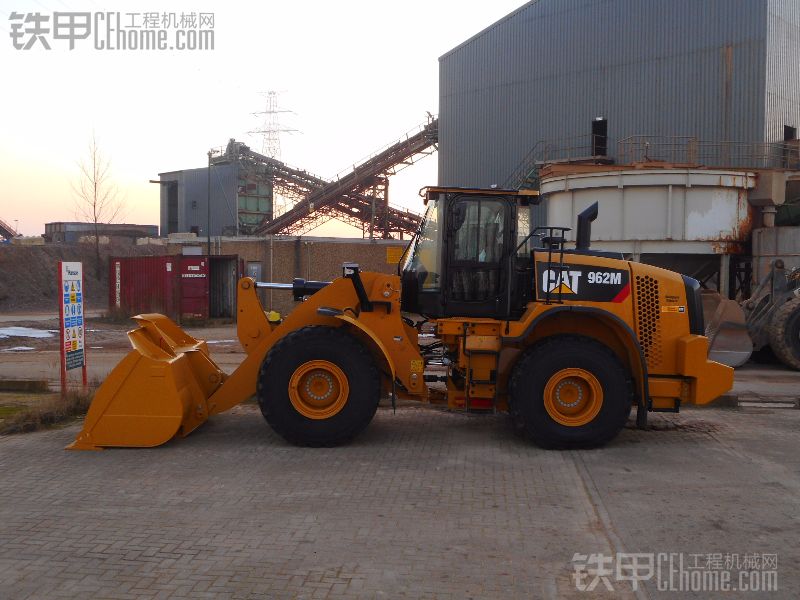 CAT 962裝載機圖片分享