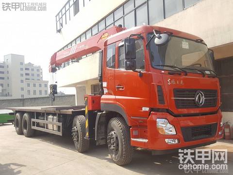 東風(fēng)天龍14噸隨車吊