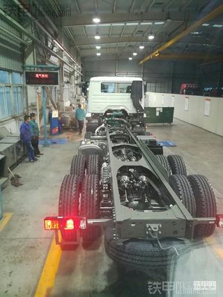 杭州大江东道路工程，急需前四后八车队