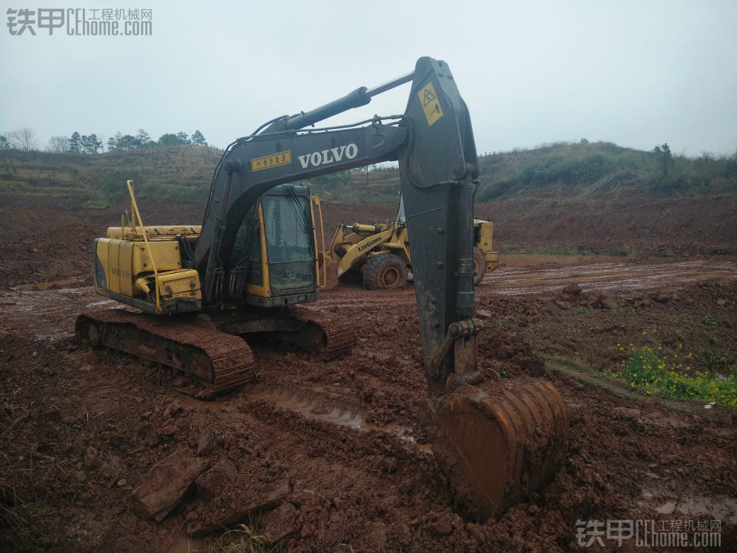 出售沃爾沃挖機(jī)