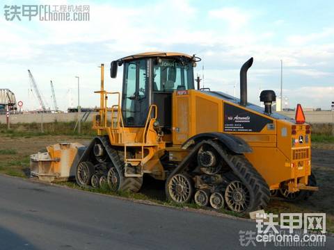 John Deere 764 HSD rupsdozer