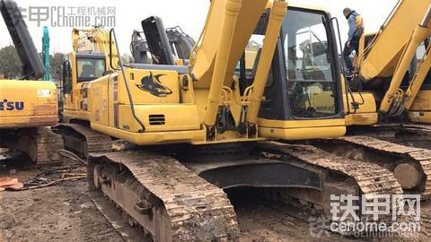 小松 PC200-6 二手挖掘機(jī)價(jià)格 18萬 7000小時(shí)