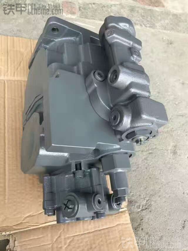 柳工908C怎么装PVC90R液压泵